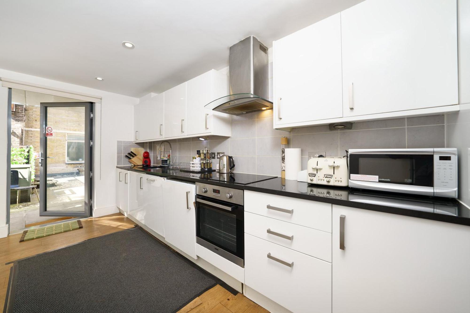 Modern 3 Bed 2 Bath Apartment Hyde Park London Exterior photo